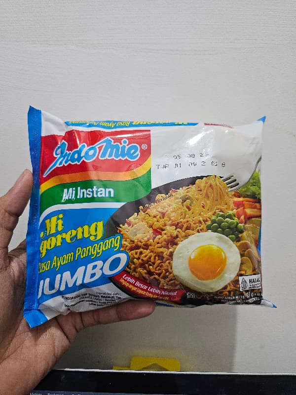 Indomie Mi Goreng Rasa Ayam Panggang Jumbo